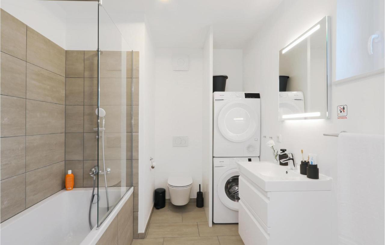Lovely Apartment In Lembruch-Duemmer See Экстерьер фото